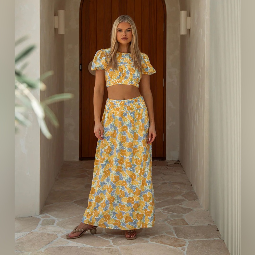 SABO Skirt | Danica Top - Tropical Bud Floral (Part of a set)